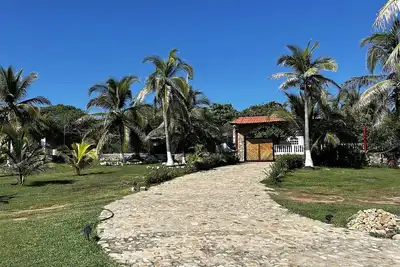 Image de Casa de Cathy. \nPlaya Ventura. 2 hours south Acapulco front beach. WiFi \n
