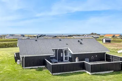 Image de \"Arild\" - 300m from the sea by Interhome