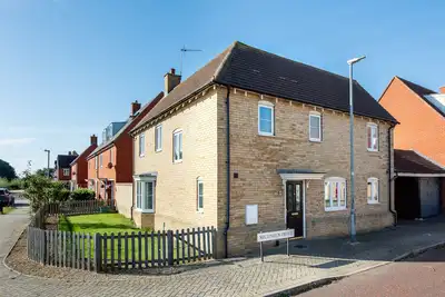 Image de Three Bed 2. 5 Bath Detached House
