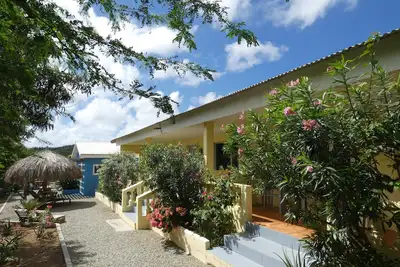 Fresh two bedroom apartment, close to Park Arikok & donkey farm.