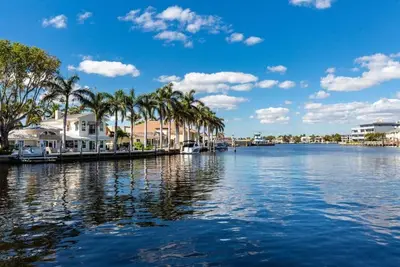 Image de Studio Deluxe Condo, Sleeps 4, Full Kitchen, at Wyndham Santa Barbara, Pompano! !