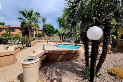 Image de (Cs) Summer Special - Stunning Waterfront, Gated, Pool/Spa