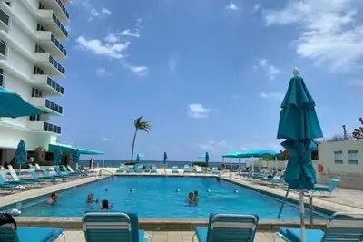 Image de Sea Air Hollywood Beach Condo On the Water