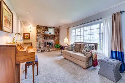 Image de East Wenatchee Home ~ 2 Mi to Columbia River!