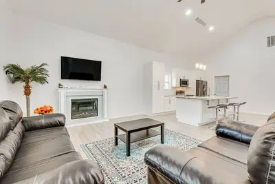 Image de Spacious Atlanta Home w/ Deck < 5 Mi to Downtown!