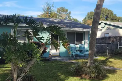 Image de Tropical Tides Paradise - 5 Min. 's to 3 Top-Rated Beaches + Newly Renovated