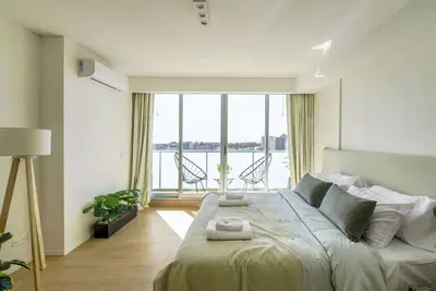 Image de Fliphaus + Be Libertador - Lux 3 Pax Loft 12-20