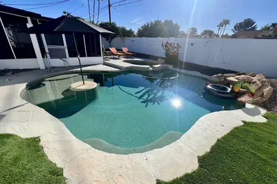 Image de Cactus on Palm: 4br w/ Private Pool