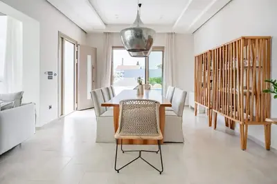 Image de Etherealvilla Family villa with pool for 6 persons
