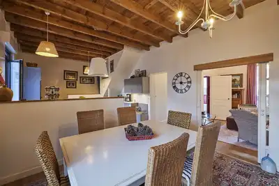 Image de Maison de charme, plage et commerces à pieds 300m, idéale famille avec enfants
