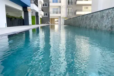 Image de City apartment with amazing pool - 300 meters to Long Beach