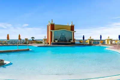Image de Emerald Grande 9th Fl😎😎 Awesome Views of the Destin Harbor, Pool & Harborwalk 🐬⛵️