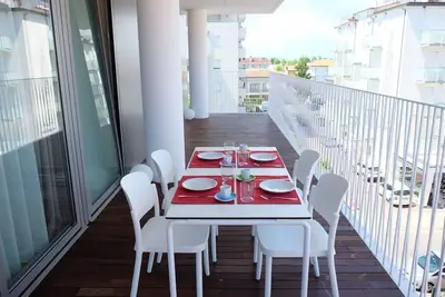 Image de Appartement \"Résidence Shine 06\" avec terrasse privée et climatisation
