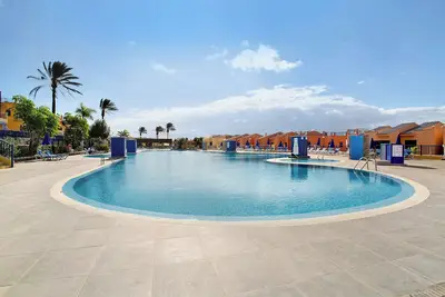 Image de Appartement de vacances 'Meloneras 1' avec piscine partagée, Wi-Fi et climatisation