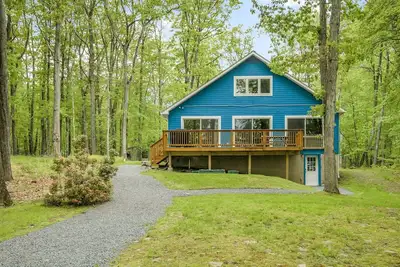 Image de Serene Lakeside Escape | Firepit Fireplace & Dock