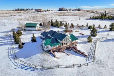 Image de Massive Red Lodge Mountain Hideaway w\/ Views!