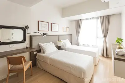 Image de Chic 2-Bedroom Urban Retreat Mountain and City Views at Mandani Bay Suites Cebu