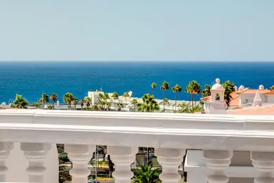Image de Luxury 2 bedroom apartment in El Veril