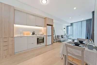 Image de Stylish 1br Entire Cbd Apt 5 Minutes to Train Stations