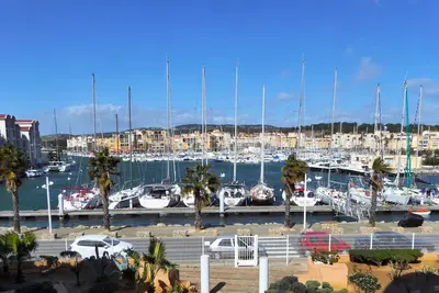 Image de Studio Avec vue sur le Port
