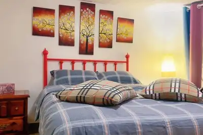 Image de Semi basement apartment with private bathroom, Kitchen, living room in Downtown