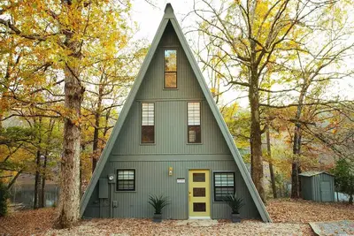 Image de Modern & Stylish A-frame Getaway