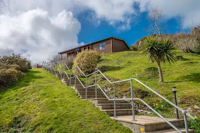5 star log cabin with sea views in Abersoch |  Gorwel-Soch