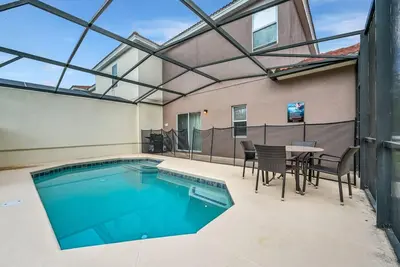 Image de Last Minute Disney Getaway! Townhouse with Private Pool. Book Now! #104201
