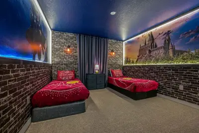 Image de Last Minute Disney Getaway! Private Pool & Themed Bedrooms. Book Now! #91409