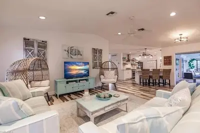 Image de Bonita Springs! Accessible Coastal Retreat-Close to the beach-Salt Water Pool! !