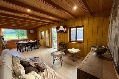 Image de Chalet en bordure de forêt