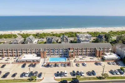 Image de Cape Roc Condo with Ocean Views and Heated Pool 1/2 Block to the Beach