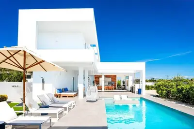Image de Luxury 3bdr Villa, Oceanview, Hotel Amenities v4