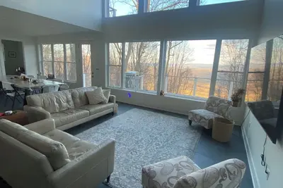 Image de Mountain Views on 27 acres - 15 minutes from Raystown Lake