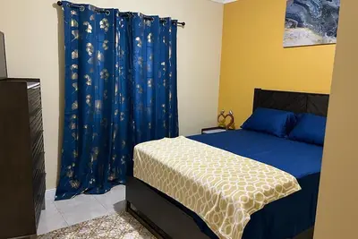Image de Escape into our spacious suite designed for ultimate relaxation in Montego Bay.