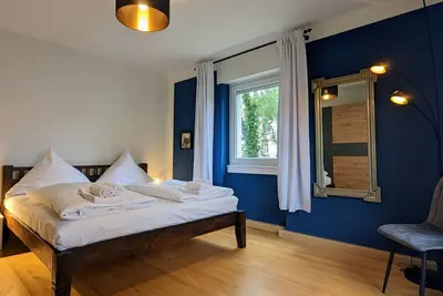 Image de charming old-town-style apartment