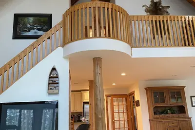 Image de Great Adirondacks retreat with five bedroomsHot tub, pool table. large open space