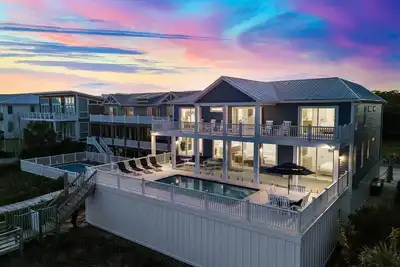 Image de Beachfront House w/ Workstation & Pool, Sleeps 20