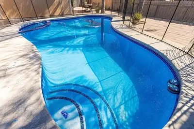 Image de Pool, Game Room, Pet Friendly, Patio