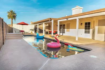 Image de Game Room/ Pool and Jacuzzi Cozy Home in Yuma