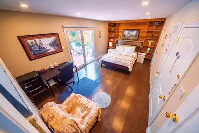 Image de Comfort and Lovely home in Markham