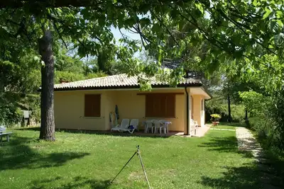 Image de Maison à Garda près du lac et piscine