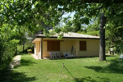 Image de Bungalow à Garda près du Lac & Piscine