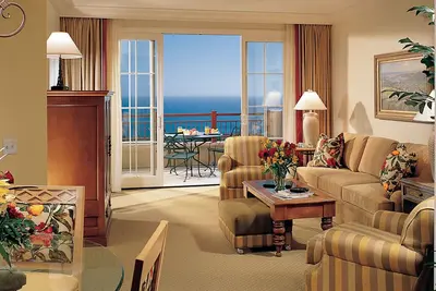 Image de Beach-Close fully furnished resort unit for 8
