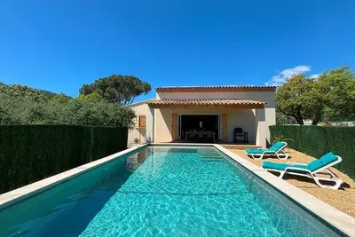 Image de Le Plan de la Tour - Villa climatisée 8 personnes, piscine privée, 3 chambres