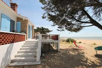 Image de Villa Bord de mer « les pieds dans l’eau »