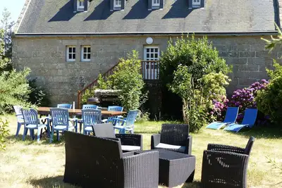 Image de Gîte 2 Personnes - Piscine Avec Dôme - La Plage à Pieds