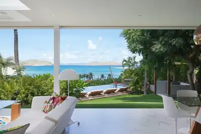 Image de Newly Built 6 Bdrm Heavenly Villa w Pool and Piano