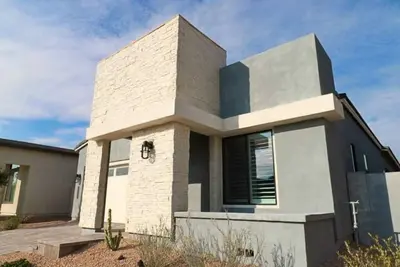 Image de Gorgeous South Mountain Home, King Bed & Amazing Amenities