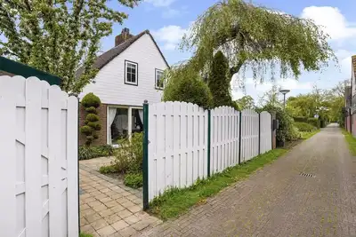 Image de GemĂĽtliches Ferienhaus am Oosterduinsemeer in Noordwijkerhout